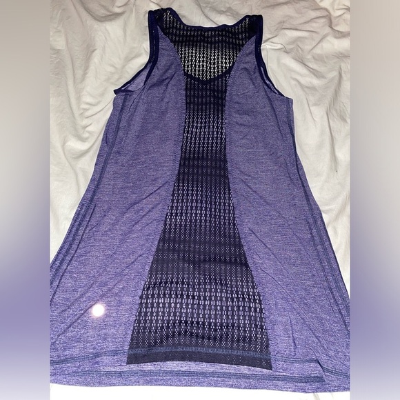 Lululemon Run Tie and Fly Tank Deep Indigo - Picture 10 of 13